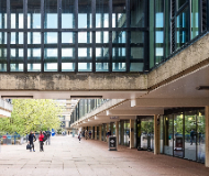 英国巴斯大学