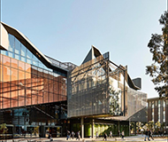 澳大利亚莫纳什大学