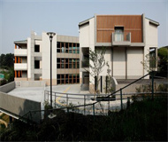 日本大阪大学 日本大阪大学