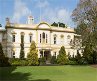 新西兰奥克兰大学