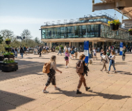 英国巴斯大学