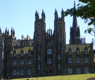 英国爱丁堡大学