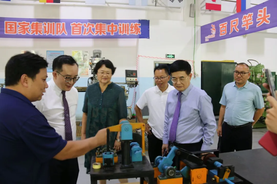 西那瓦国际大学校长周非教授前往云南调研与访问