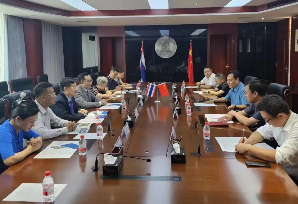西那瓦国际大学校长周非教授前往云南调研与访问