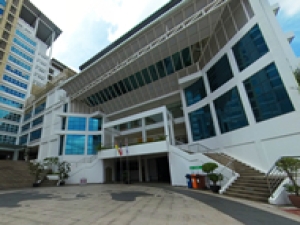 马来西亚管理与科学大学