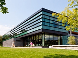 加拿大多伦多大学