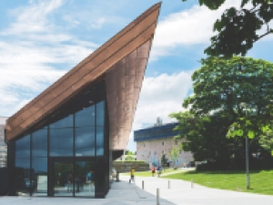 英国埃克塞特大学